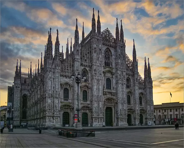 St. Mary of Nativity Cathedral (Duomo) at sunrise, Milan, Lombardy, Italy, Europe