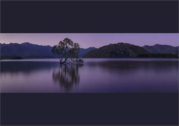 Lake Wanaka, Blue Hour, Mount-Aspiring National Park, UNESCO World Heritage Site, Otago