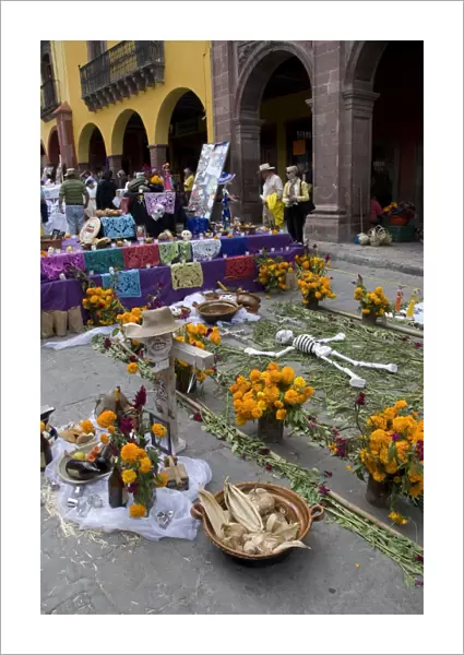 Decorations for the Day of the Dead festival, Plaza Principal, San Miguel de Allende
