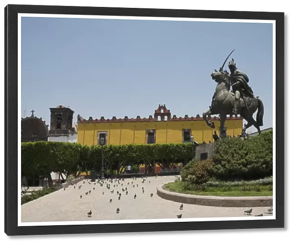Plaza de Allende, a square near Templo de Nuestra Senora de la Salud church
