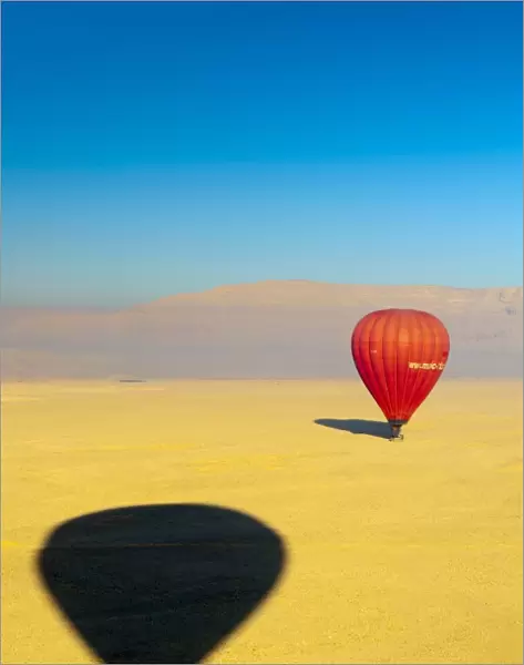 Ballooning over the Valley of the Kings, Thebes, Egypt, North Africa, Africa