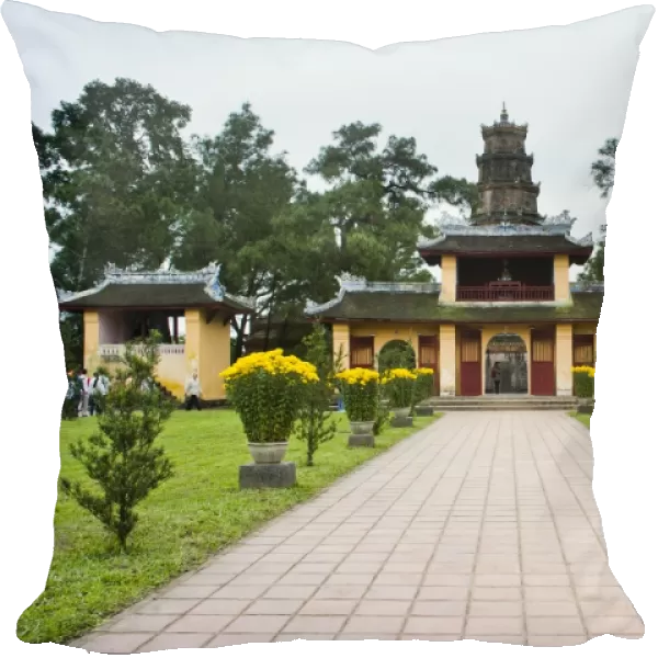 Buildings near the Thien Mu Pagoda, Hue, Vietnam, Indochina, Southeast Asia, Asia