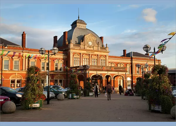 Norwich Railway Station, Norwich, Norfolk, England, United Kingdom, Europe