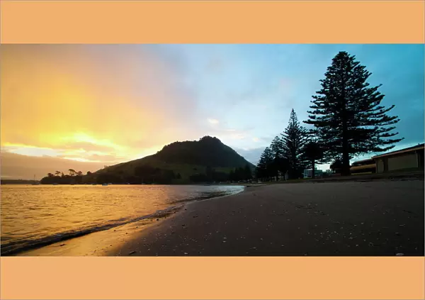 Mount Maunganui sunset, Tauranga, North Island, New Zealand, Pacific