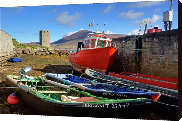 Fishing boats at Kildownet Pier, Achill Island, County Mayo, Connaught (Connacht), Republic of Ireland, Europe