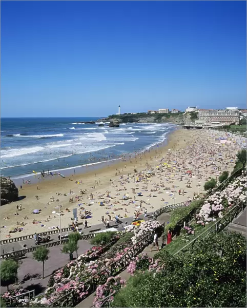 La Grande Plage, Biarritz, Aquitaine, France, Europe