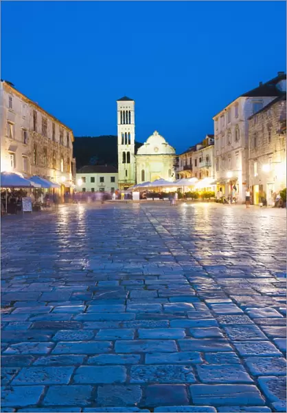 St. Stephens Cathedral in St. Stephens Square at night, Hvar Town, Hvar Island, Dalmatian Coast, Croatia, Europe
