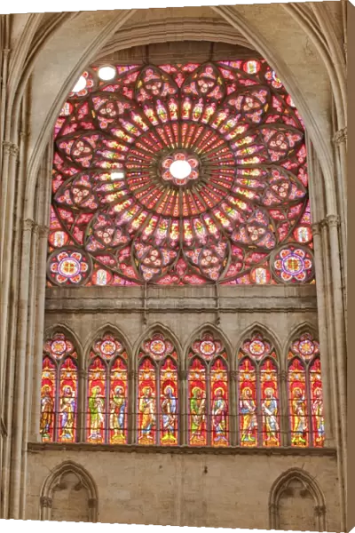 A rose window in Saint-Pierre-et-Saint-Paul de Troyes cathedral, in Gothic style, dating from around 1200, Troyes, Aube, Champagne-Ardennes, France, Europe