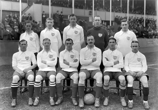 English League XI - 1914  /  15