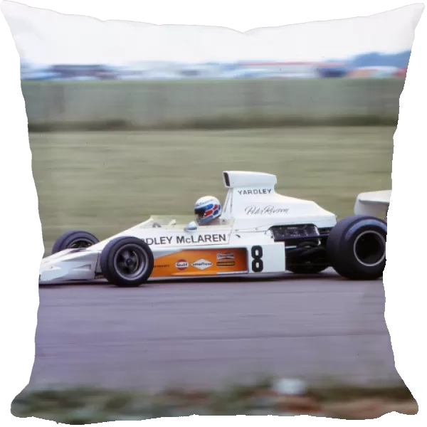 Peter Revson on the way to victory at the 1973 British Grand Prix