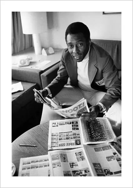 Pele relaxes at the 1974 World Cup