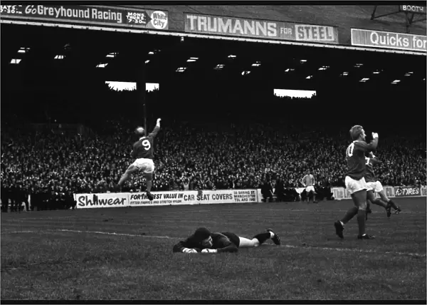 Bobby Charlton celebrates his goal against Manchester City in 1967