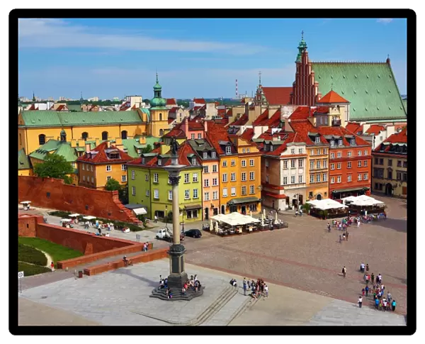 Castle Square with Sigismunds (Zygmund s) Column and St. Johns Cathedral in Warsaw, Poland