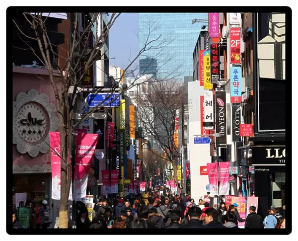 Street scene in Myeongdong shopping district, Seoul, Korea