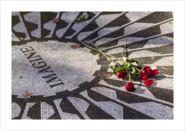 USA, New York, New York City, Central Park, Strawberry Fields, memorial to John Lennon