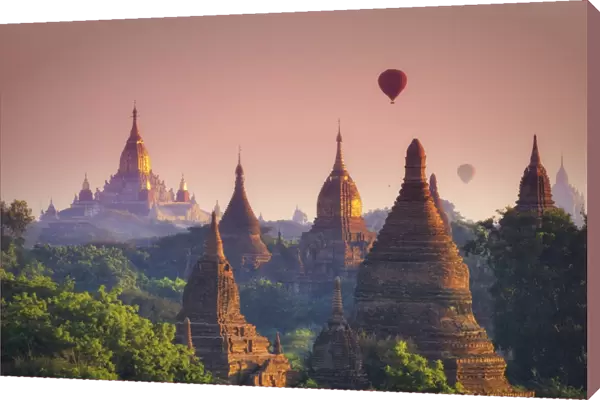 Myanmar (Burma), Temples of Bagan (Unesco world Heritage Site), Ananda Temple