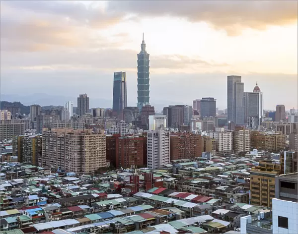 Taiwan, Taipei, City skyline and Taipei 101 building