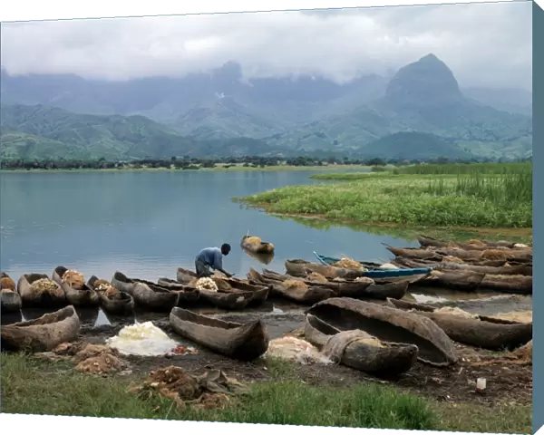 Dugout canoes used for fishing, iUluguru Mountains