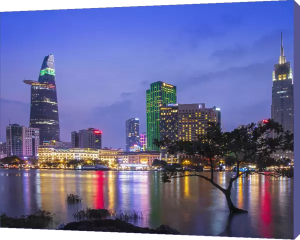 Asia, Southeast Asia, Vietnam, Southern Vietnam, Ho Chi Minh City, the illuminated