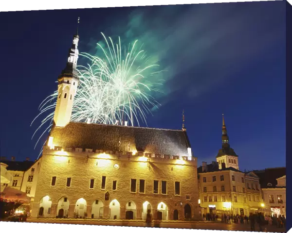 Estonia, Tallinn, Fireworks In Town Hall Square (Raekoja Plats) To Mark Independence Day