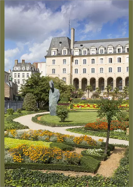 Saint-Georges palace and ornate gardens, Rennes, Ille-et-Vilaine, Brittany, France