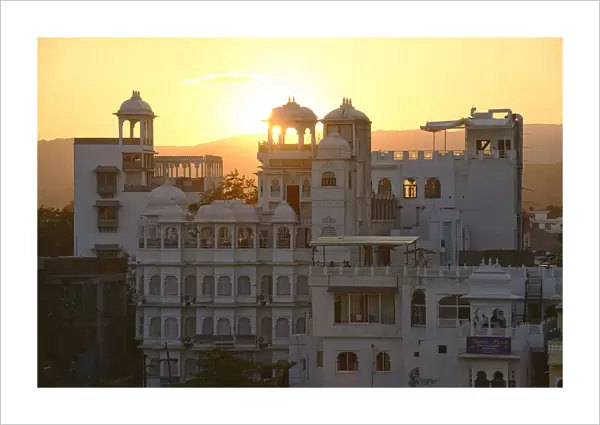 Sunset in Udaipur, Rajasthan, India, Asia