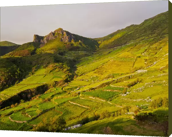 Portugal, Azores, Flores, Landscape of the island with Rocha dos Bordoes viewed