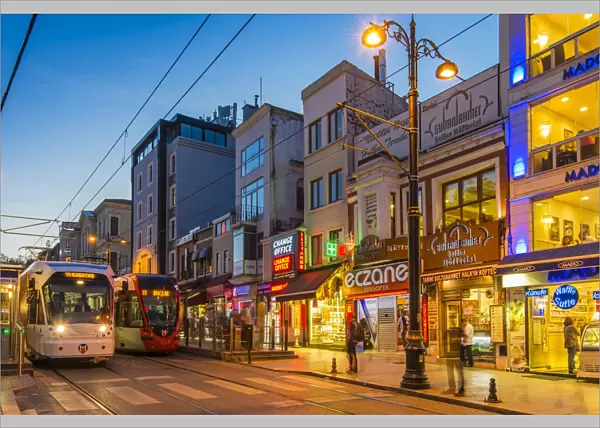Night view of Divanyolu Street in Sultanhamet district, Istanbul, Turkey