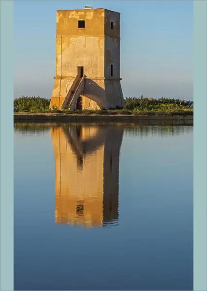 Europe, Italy, Sicily. In the saline of Trapani. The old tower Torre Nubia