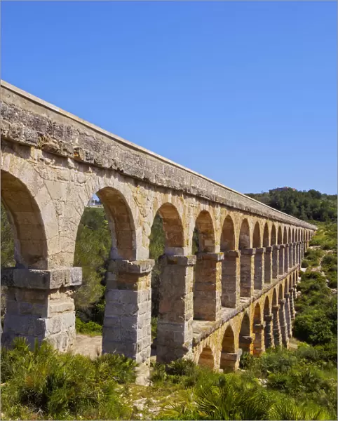 Spain, Catalonia, Tarragona, Les Ferreres Aqueduct