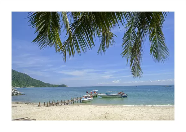 Asia, South East Asia, Vietnam; Hoi An, Cham Island, a pristine beach on Cham Island