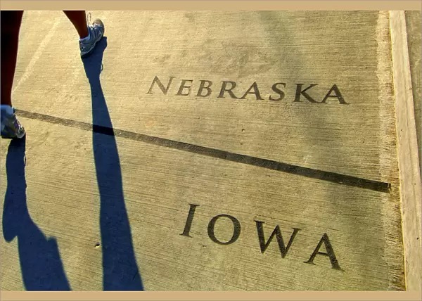 USA, Nebraska, Omaha, Bob Kerry Pedestrian Bridge (Over The Missouri River), Boundry