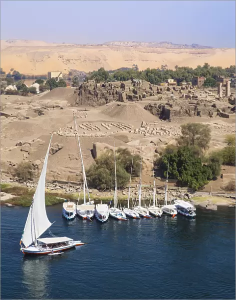 Egypt, Upper Egypt, Aswan, View towards Khnum ruins on Elephantine Island