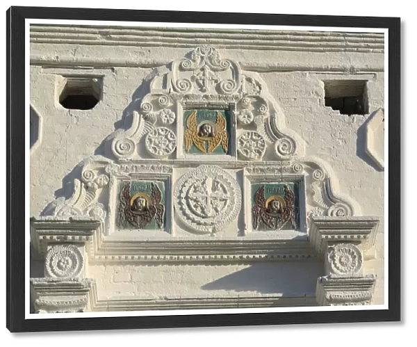 Ceramic tiles with cherubims, Church of Holy Spirit (1689), Solotcha, near Ryazan