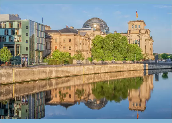 Reichstag in morning light, Berlin, Germany