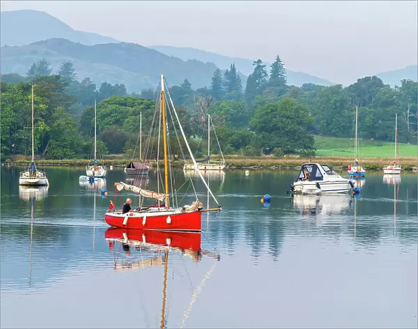 UK, England, Cumbria, Lake District, Lake District National Park, Lake Windermere at Waterhead, Ambleside