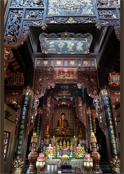 Chinese buddhist temple, Bat Trang, Red River valley near Hanoi, Vietnam