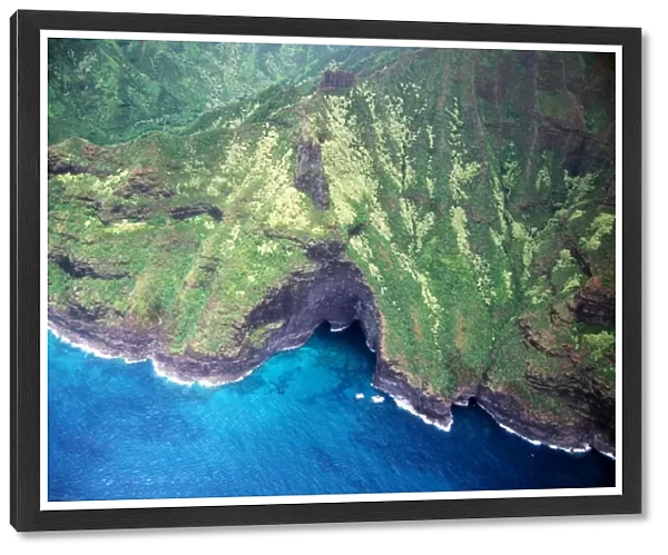 Napali coast, aerial. Kauai, Hawaii (N. Pacific)