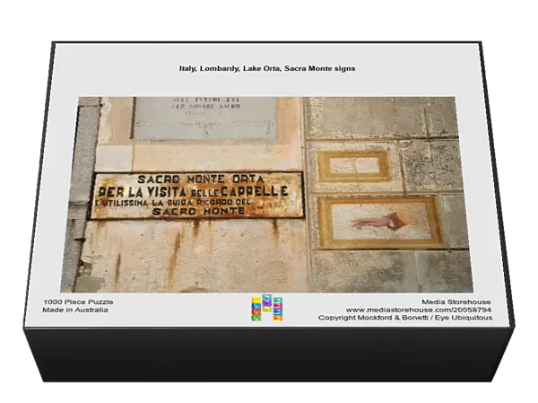 Italy, Lombardy, Lake Orta, Sacra Monte signs