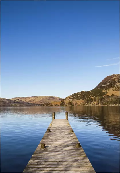 Jetty on Lake Ullswater, and Place Fell on right, Glenridding, Lake District, Cumbria