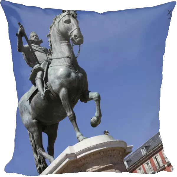 Spain, Madrid, Statue of King Philip III on horseback, Plaza Mayor