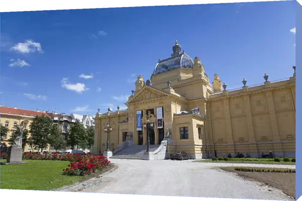 Croatia, Zagreb, Old town, Park Josipa Jurja Strossmayera, Umjetnicki Art pavilion