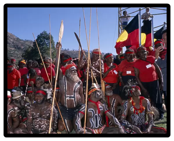 10042901. AUSTRALIA Festivals Aboriginal people in traditional dress