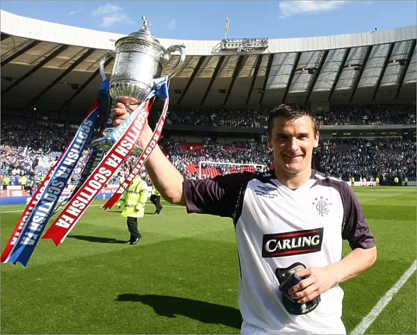 Rangers Football Club: Lee McCulloch's Triumph - Scottish Cup Victory 2008 over Queen of the South at Hampden Park