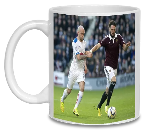 Rangers vs Heart of Midlothian: A Rivalry Reignited at Tynecastle Stadium - Law vs Paterson