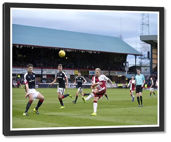 Martyn Waghorn's Cross: Dundee vs Rangers, Premiership Showdown at Dens Park