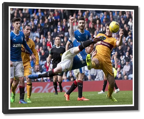 Joe Garner's Dramatic Scissor Kick Attempt vs Motherwell, Ladbrokes Premiership at Ibrox Stadium