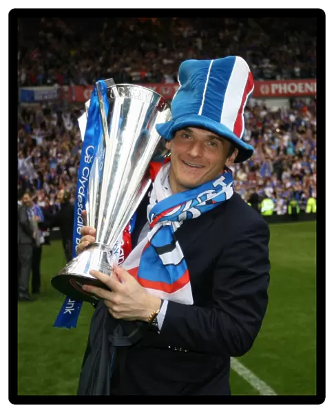 Rangers Football Club: Lee McCulloch's Championship Title Victory Celebration at Ibrox (2008-09)