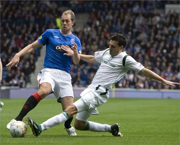 A Battle at Ibrox: Whittaker vs Murray - 1-1 Stalemate in the Clydesdale Bank Premier League: Rangers vs Hibernian