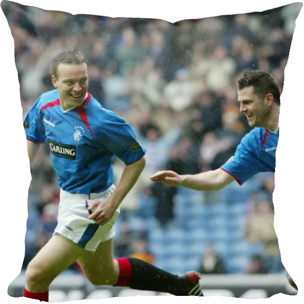 Rangers Football Club: Double Celebration - Gavin Rae and Steven Thompson Rejoice in SPL Victory over Partick Thistle (17 / 04 / 04)